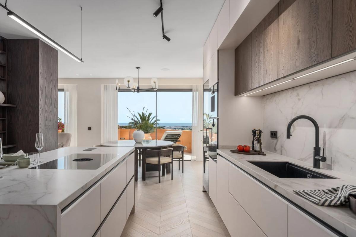 Venta de piso en Barrio Los Naranjos, Marbella
 photo 2