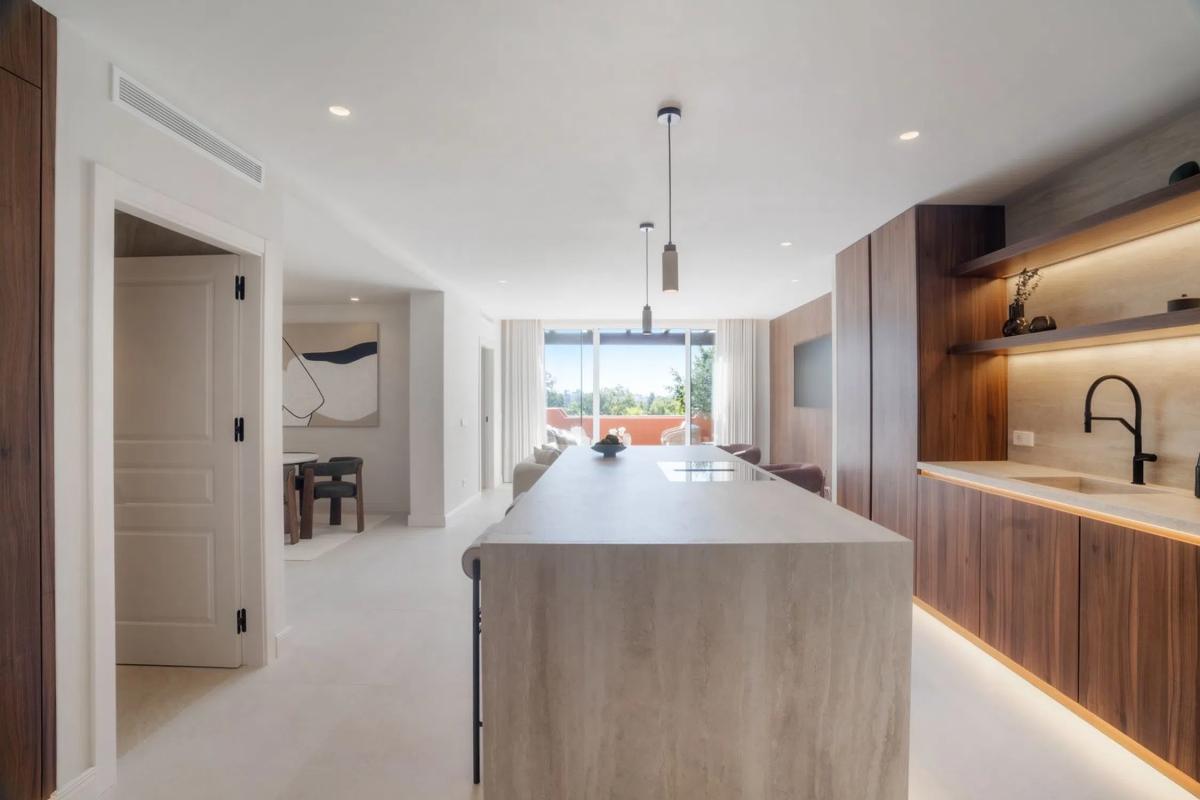 Venta de duplex en Urbanizacion N Andalucia J, Marbella photo 4