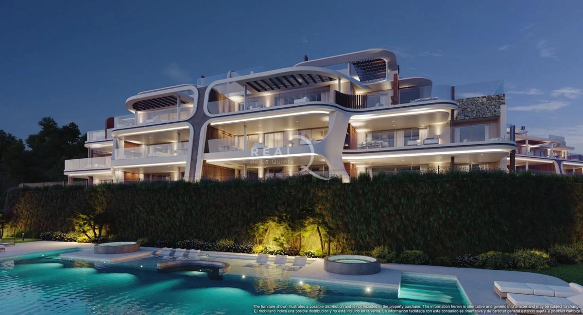 Venta de duplex en Calle Lago de Como s/n, Marbella photo 4