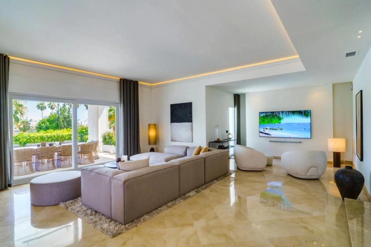 Venta de chalet independiente en Calle Cefeo 7 F s/n, Marbella
photo 5