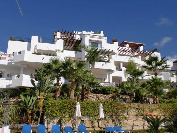 Mieszkanie na sprzedaż w  Urbanización Aloha Lake, 24, Marbella photo 4