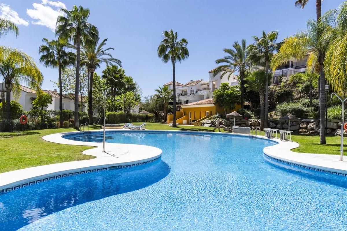 Venta de piso en Calle Aries, Marbella
 photo 3