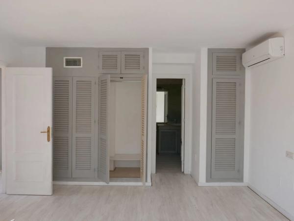 Independent chalet for sale in Urbanizacion Nueva Andalucia 4J, Marbella
 photo 2