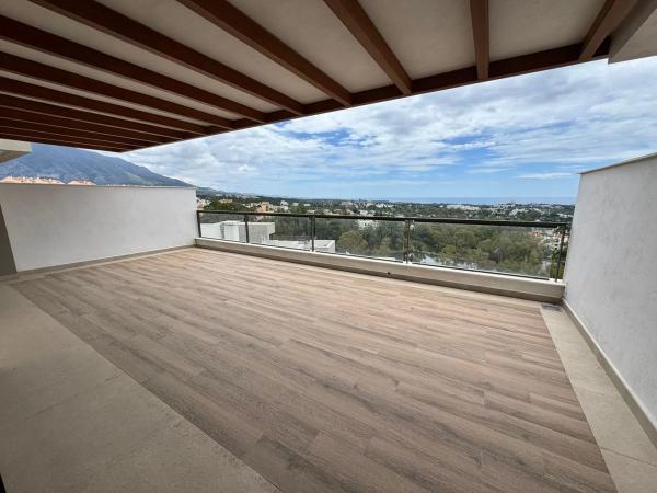 Mieszkanie na sprzedaż w Urbanizacion N Andalucia 2G, 54 B, Marbella photo 1