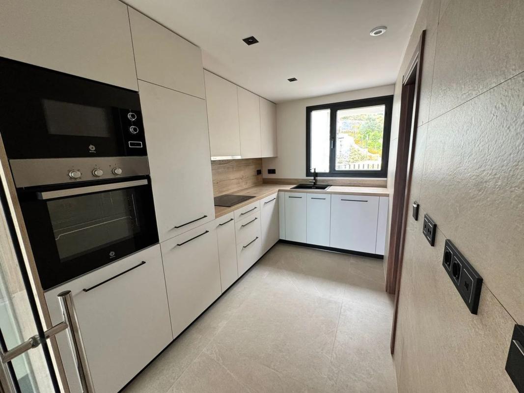 Venta de piso en Urbanizacion N Andalucia 2G, 54 B, Marbella
 photo 3