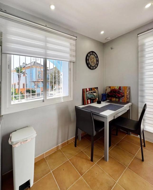 Venta de chalet adosado en  Urbanización Aloha Lake , Marbella photo 5