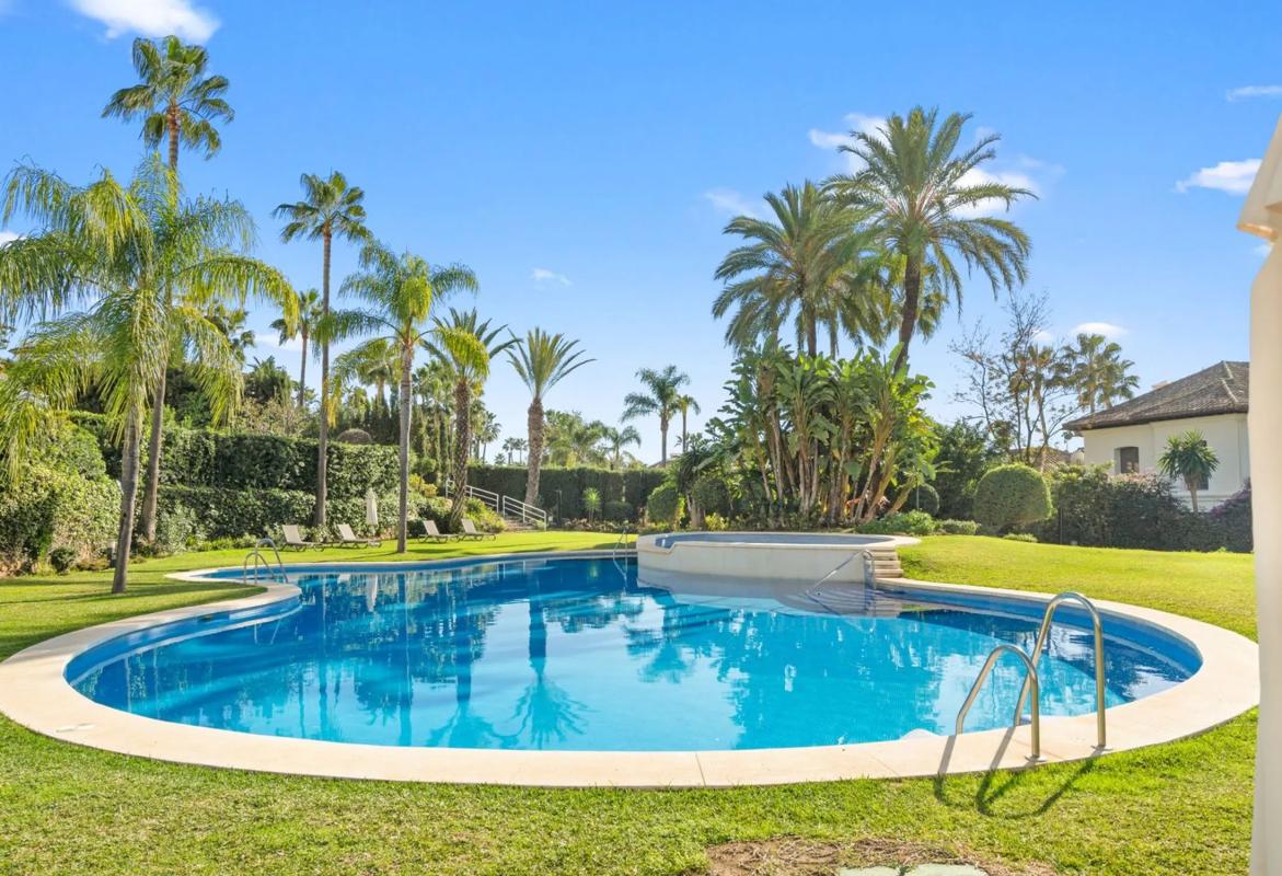 Sale of apartment in Calle Tucán, 61, Marbella
 photo 5