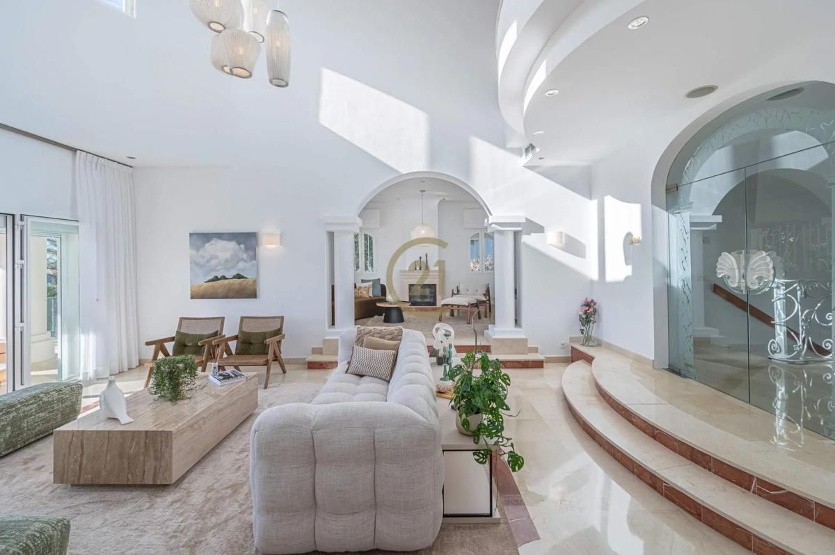 Venta de chalet independiente en Calle Sirio, Marbella
photo 2