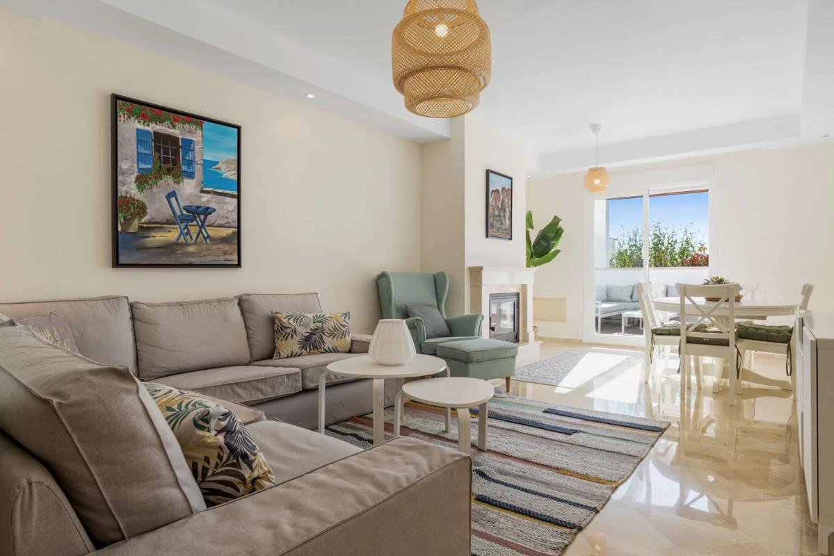 Sprzedaż duplexu w Barrio Los Naranjos, Marbella photo 1