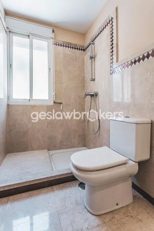 Chalet wolnostojący na sprzedaż w  Calle Aries, 57 A, Marbella photo 4
