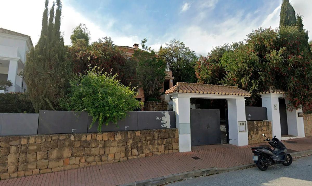 Venta de chalet independiente en Calle Aries, Marbella
photo 2
