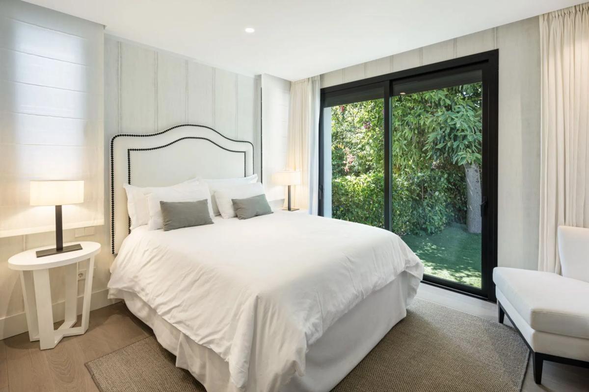 Sale of independent chalet in Calle Auriga, Marbella
photo 4