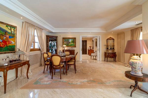 Independent chalet for sale in Urbanización N Andalucía 5f, 5, Marbella
 photo 1