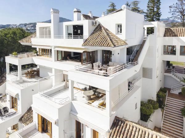 Duplex na sprzedaż w Calle Tucán, Marbella photo 1
