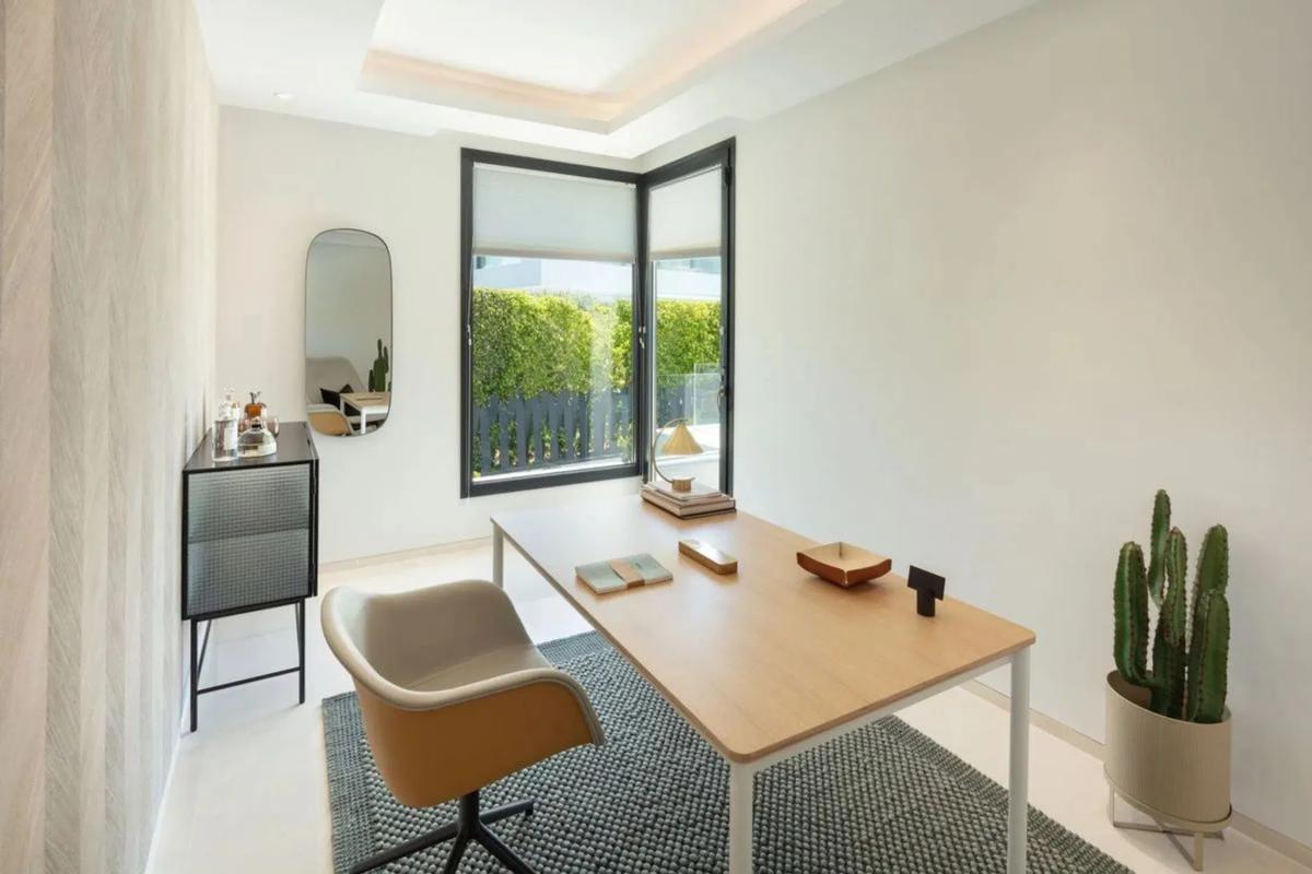 Venta de chalet independiente en Calle Haza del Conde, 1 -5, Marbella
 photo 3