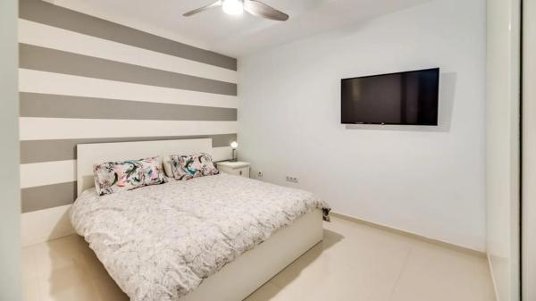 Chalet independiente en venta en Osa Mayor, Marbella
thumbnail 1