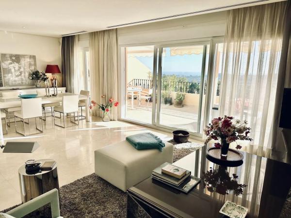 Duplex na sprzedaż w URB. VISTA REAL, CL PLEYADES-NVA ANDALUCIA H 39(P) N2-12 Es:5 Pl:02 Pt:2B, 502, Marbella photo 1