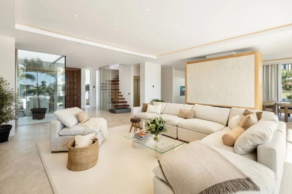 Chalet independiente en venta en Urbanizacion N Andalucia 5H, Marbella
photo 1