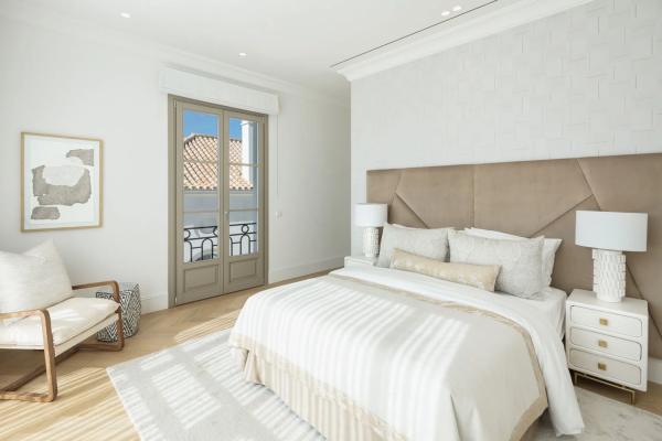 Chalet independiente en venta en Calle Pléyades, Marbella
thumbnail 1