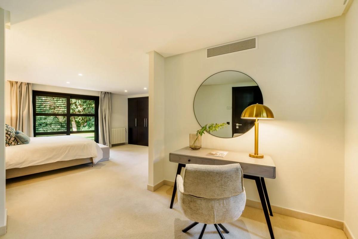 Venta de chalet independiente en Calle Cruz del Sur, Marbella
photo 3