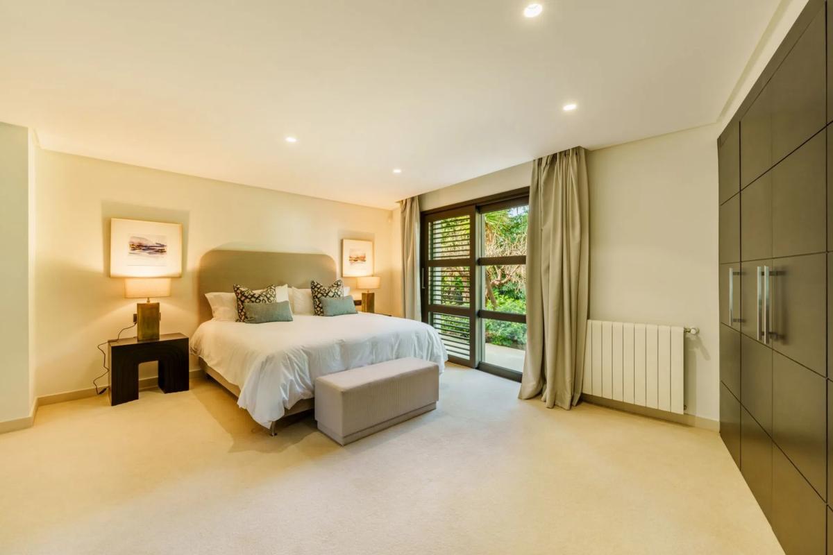 Venta de chalet independiente en Calle Cruz del Sur, Marbella
photo 4