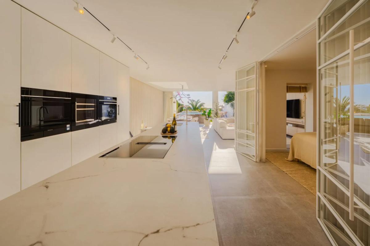 Venta de piso en Barrio Los Naranjos, Marbella
photo 2