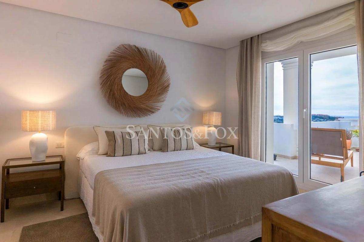 Sale of apartment in Barrio Los Naranjos, Marbella
 photo 4