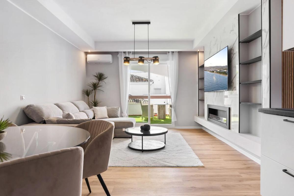 Venta de piso en Barrio Los Naranjos, Marbella
photo 1