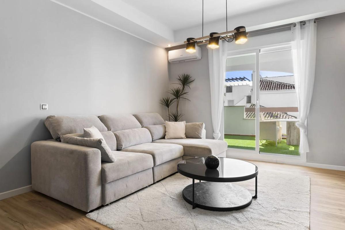 Venta de piso en Barrio Los Naranjos, Marbella
photo 3