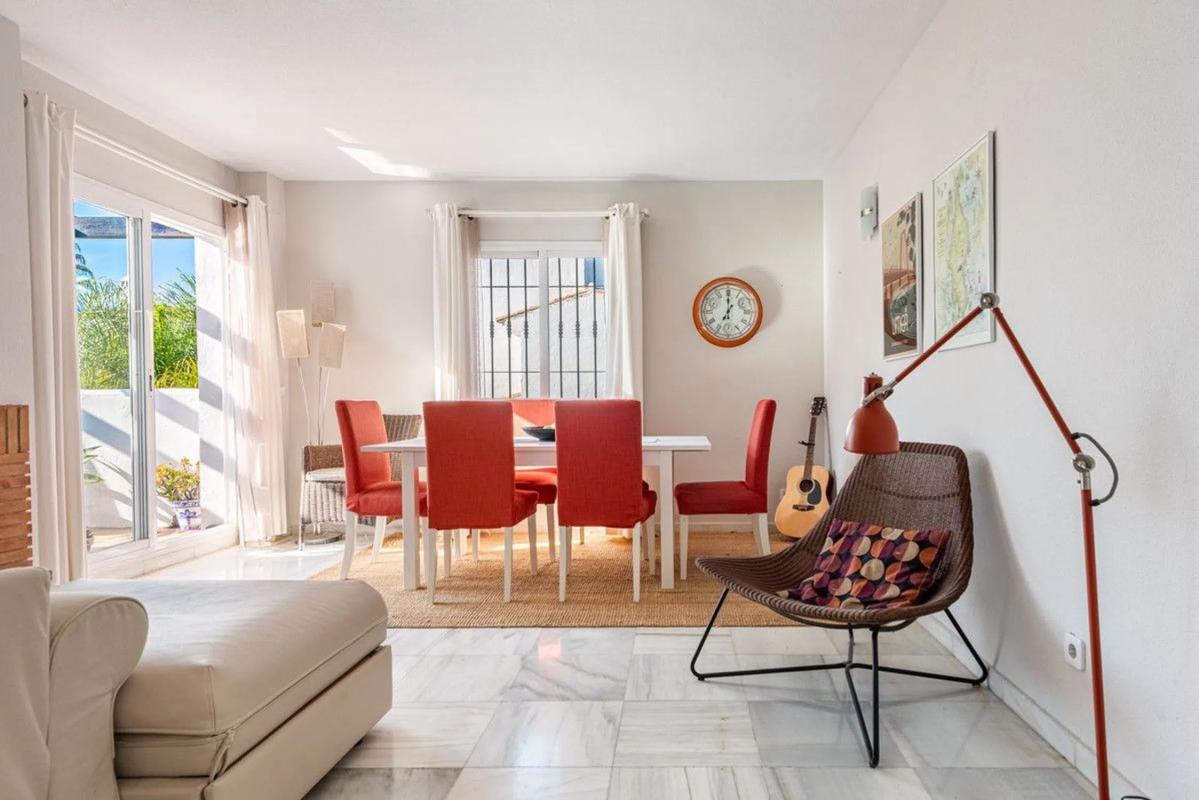 Venta de duplex en Barrio Los Naranjos, Marbella photo 4