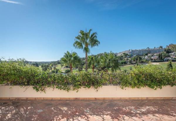 Duplex na sprzedaż w Calle 01D Nva Andaluc, Marbella photo 2