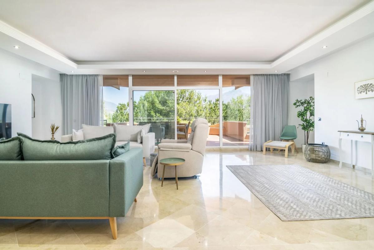 Venta de piso en Barrio Los Naranjos, Marbella
photo 4