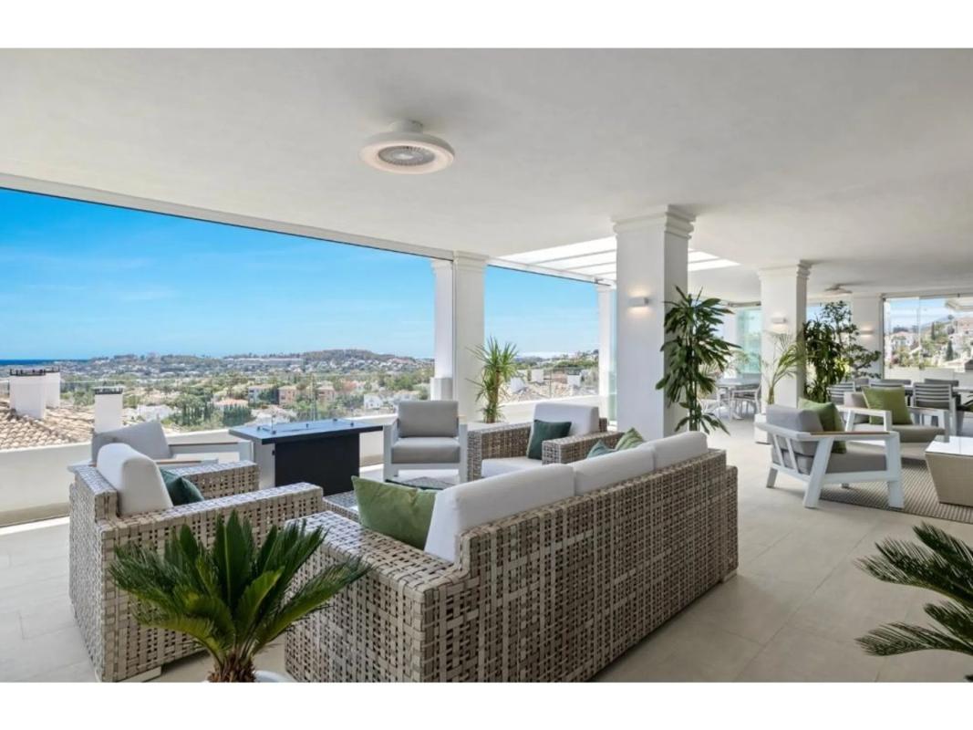 Sale of apartment in Barrio Los Naranjos, Marbella
photo 1
