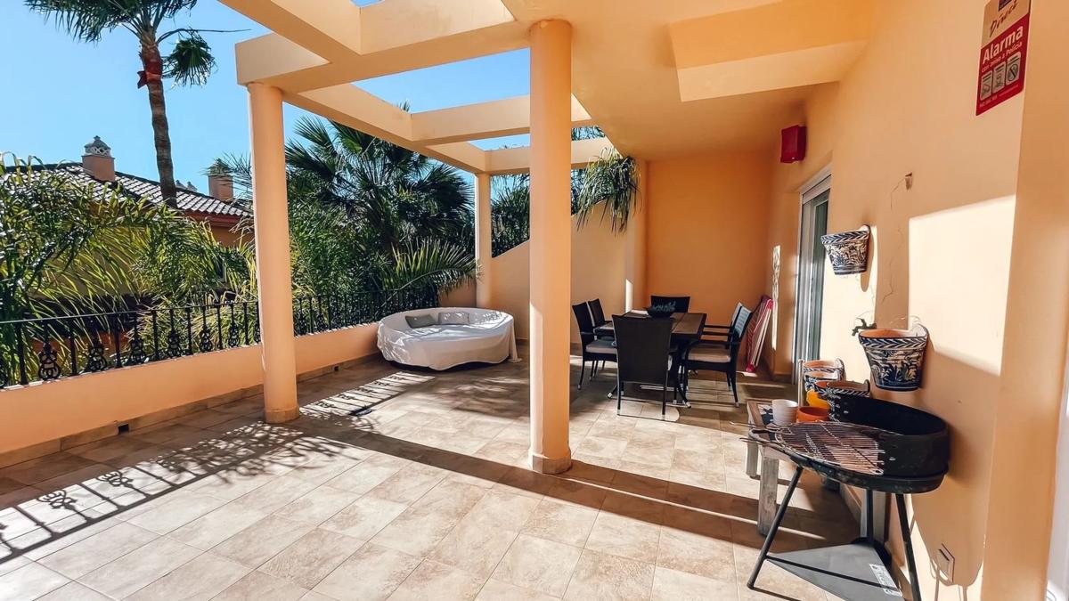 Venta de piso en Urbanización Vista Real s/n, Marbella
 photo 2