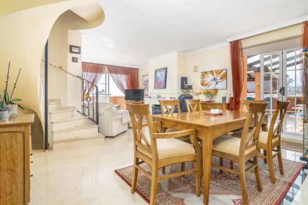 Duplex na sprzedaż w Barrio Los Naranjos, Marbella photo 4