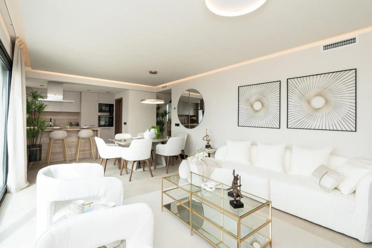 Venta de duplex en Urbanizacion N Andalucia J, Marbella photo 3