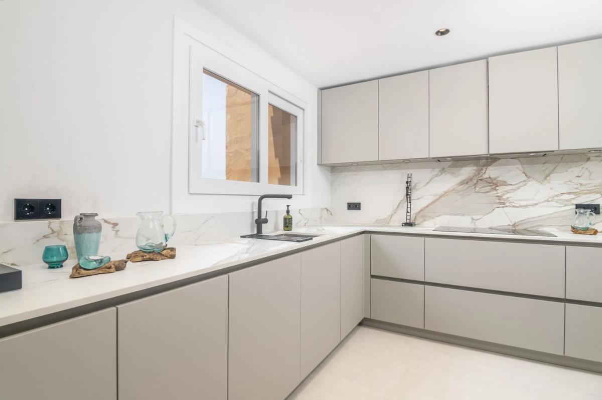 Venta de duplex en Barrio Los Naranjos, Marbella photo 2