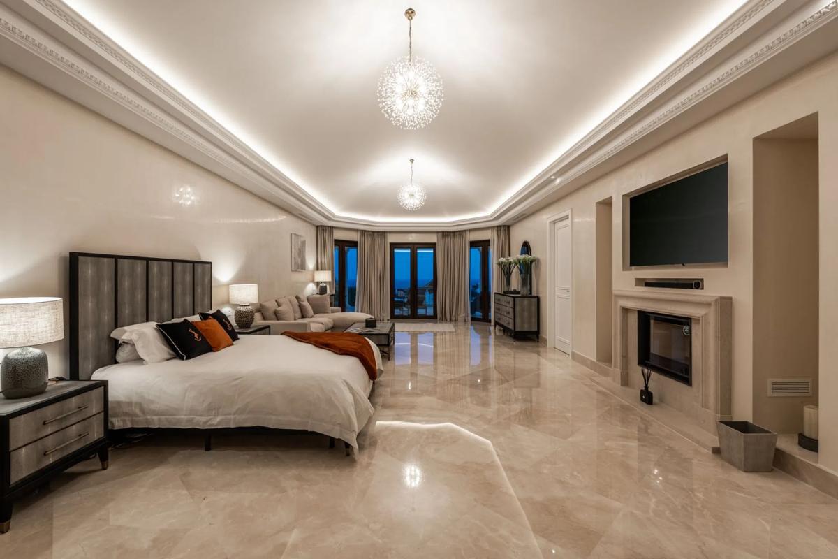 Sprzedaż niezależnego domku jednorodzinnego w  Calle Wagner, Marbella photo 3