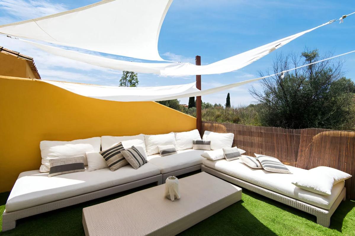 Venta de chalet adosado en Avenida Piedramar , Marbella photo 2