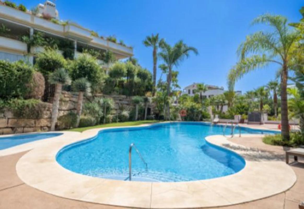 Duplex sale in Urbanización Lomas de Marbella Club, 43, Marbella photo 4