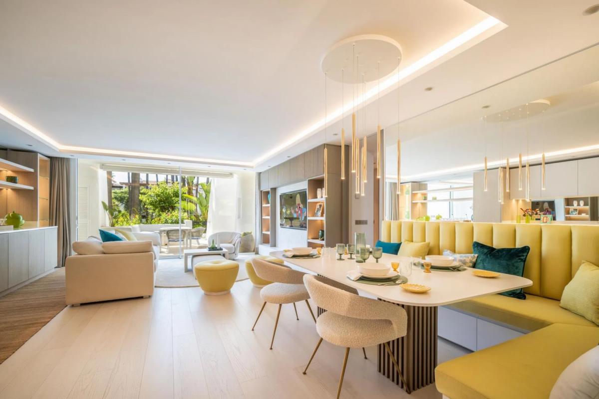 Sale of apartment in Barrio Puente Romano, Marbella
 photo 2