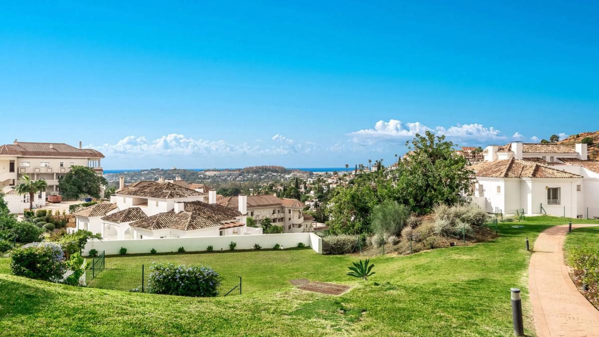 Venta de piso en Calle del Mediterráneo, Marbella
photo 3