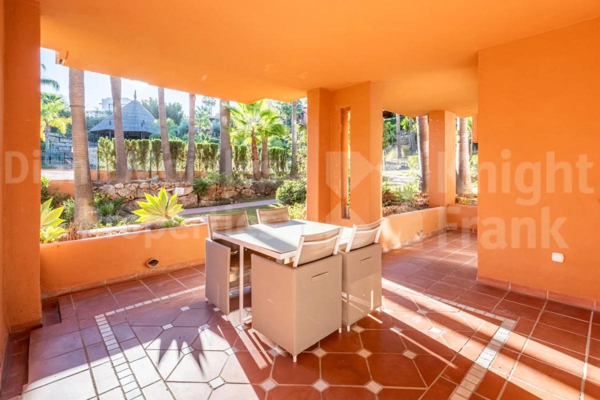 Venta de piso en Barrio Los Naranjos, Marbella
 photo 3
