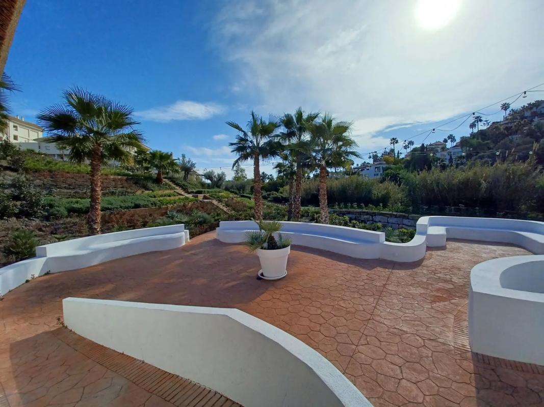 Venta de piso en Calle Aries, Marbella
photo 1