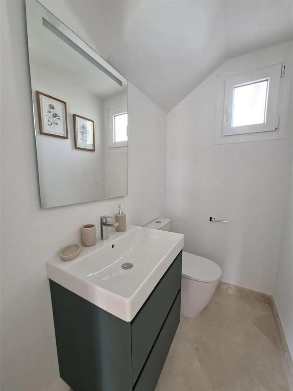 Venta de piso en Calle Aries, Marbella
photo 3