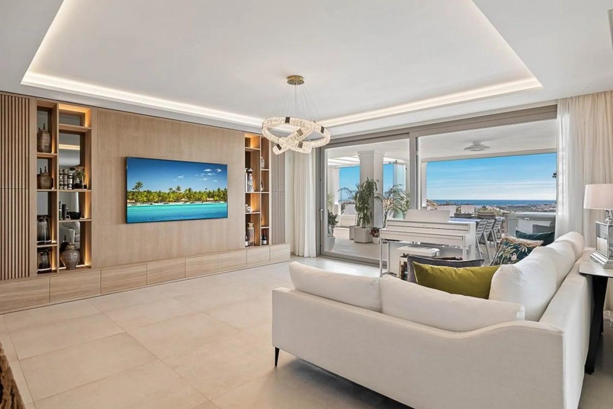 Sale of apartment in Barrio Los Naranjos, Marbella
 photo 4