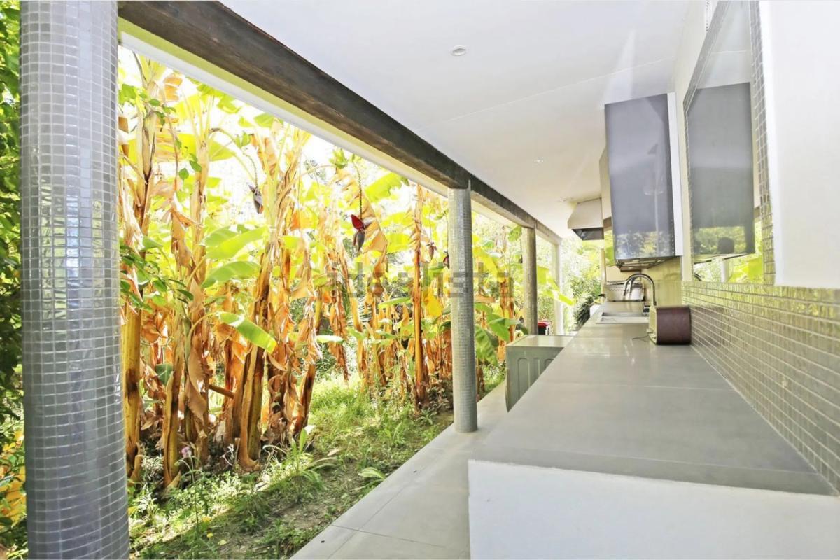 Sale of independent chalet in Calle Casiopea 5F, Marbella
photo 1