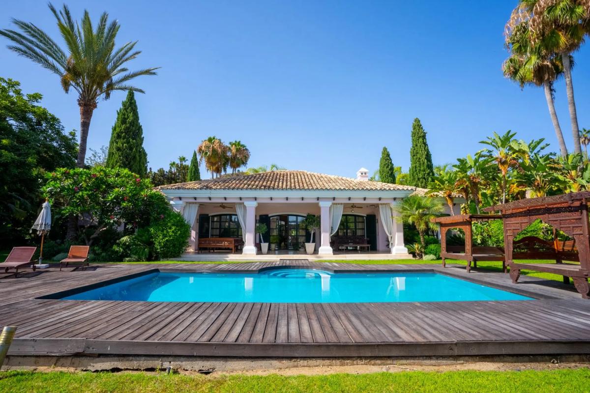 Venta de chalet independiente en Urbanizacion Vega del Jaque, Marbella
 photo 5