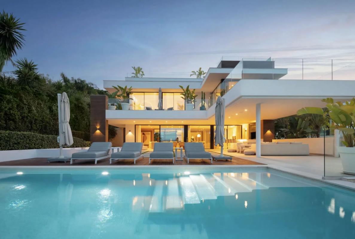 Sale of independent chalet in Barrio Nueva Andalucía, Marbella
photo 5