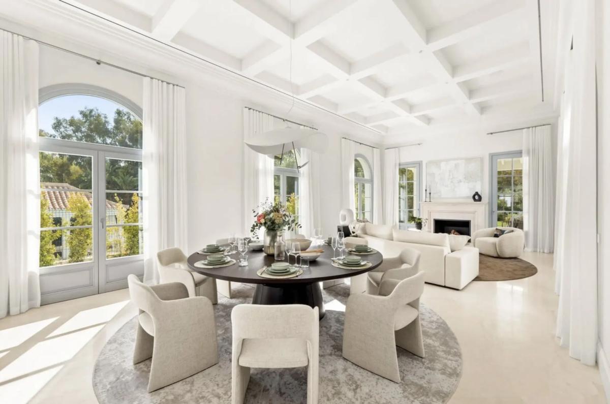 Sale of independent chalet in Barrio Nueva Andalucía, Marbella
photo 5
